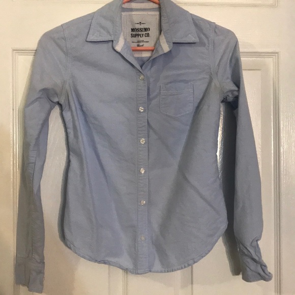 ⭐️3 for 10 ⭐️ 2 Preloved Button Down Shirts - Picture 4 of 8